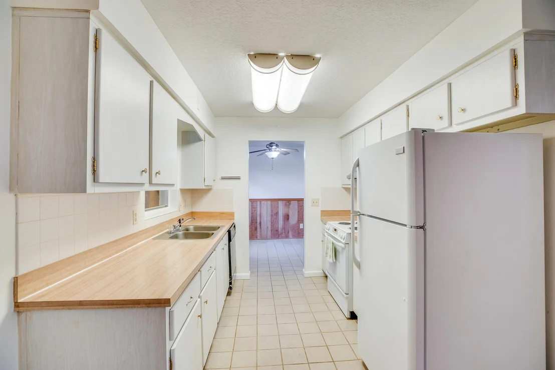 Photo of 1027 Green Road