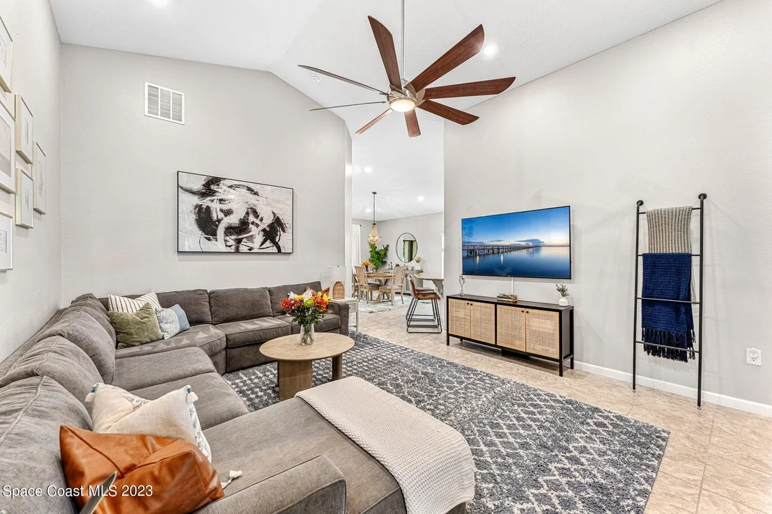 Photo of 912 Peta Way