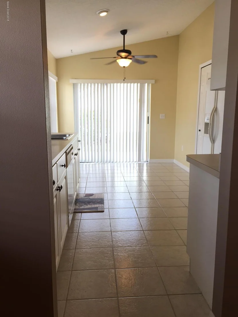 Photo of 805 Bracken NE