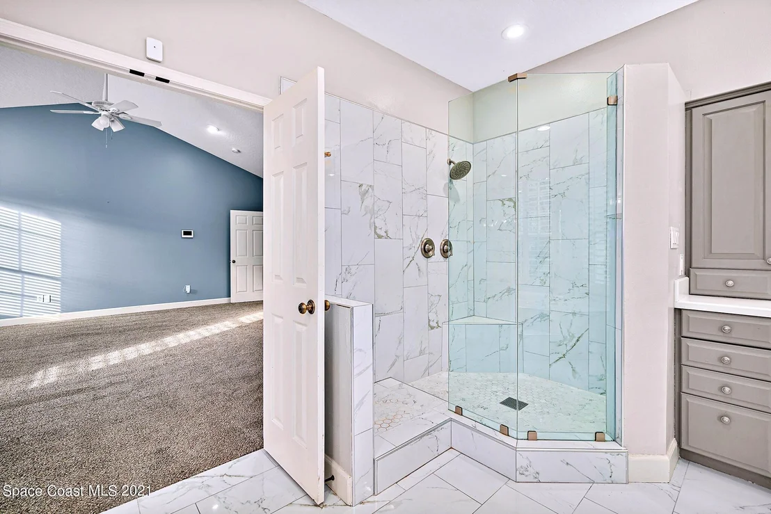 Photo of 3575 James Road
