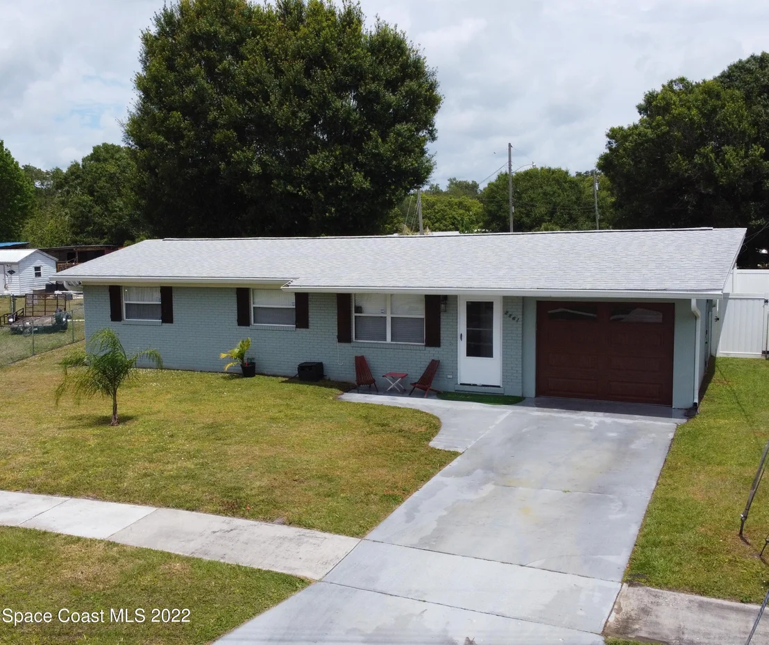 Photo of 2561 Stratford Drive