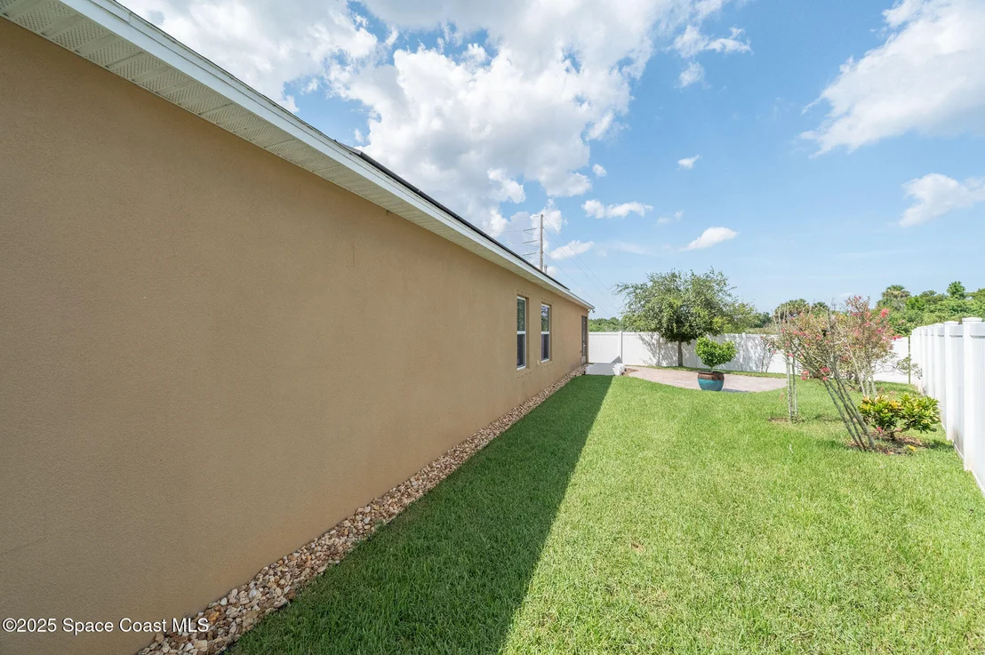 Photo of 920 Bear Lake Drive