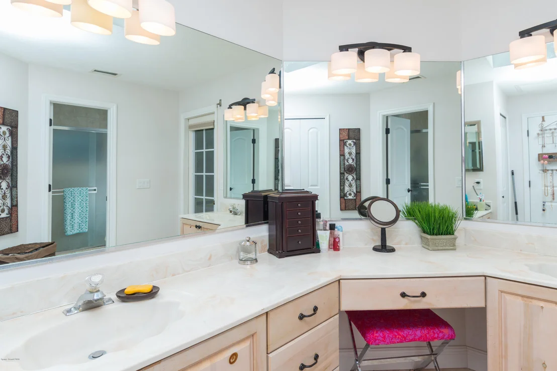 Photo of 7968 Timberlake Drive