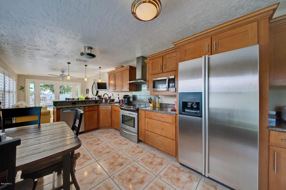 Photo of 469 Angelo Lane