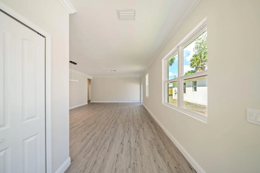 Photo of 1758 Academy Drive