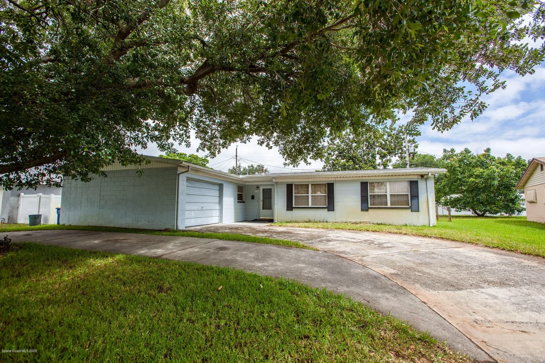 Photo of 1392 Sarazen Drive
