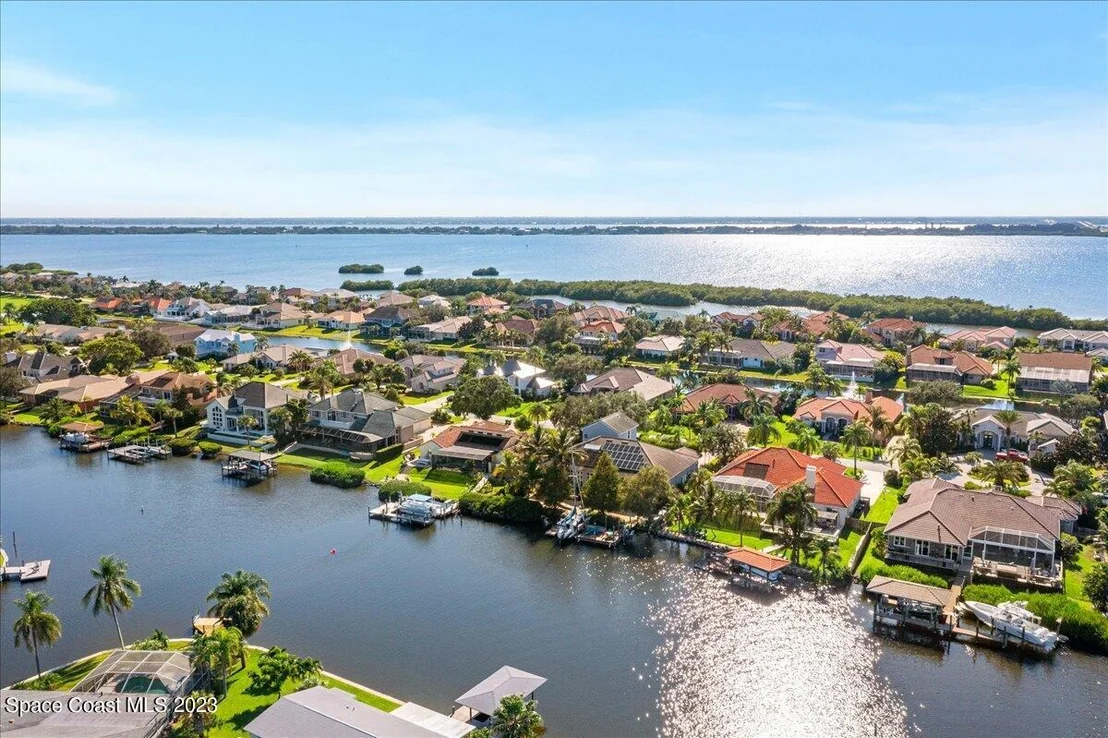 Photo of 208 Lanternback Island Drive