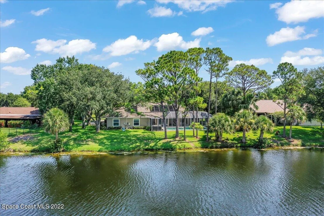 Photo of 7933 Timberlake Drive