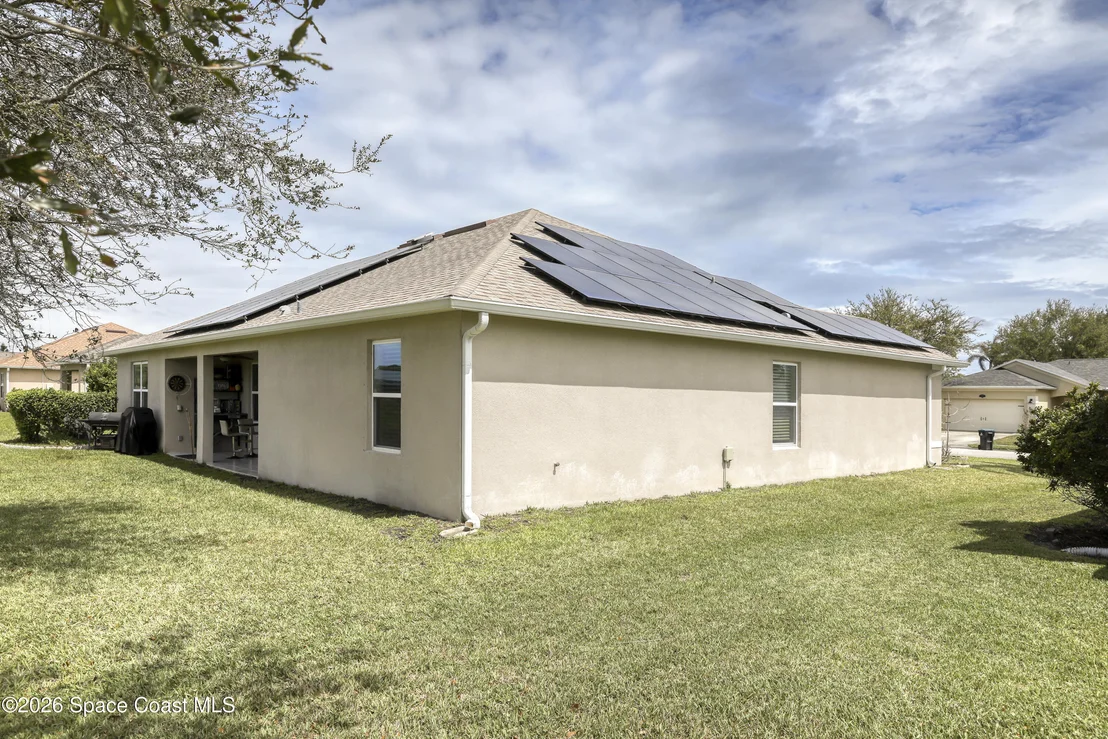 Photo of 1121 Morgan Circle NE