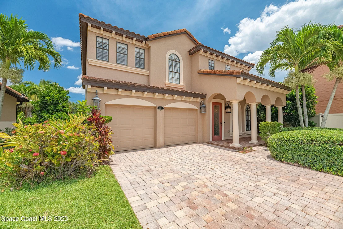 Photo of 609 Monterey Drive