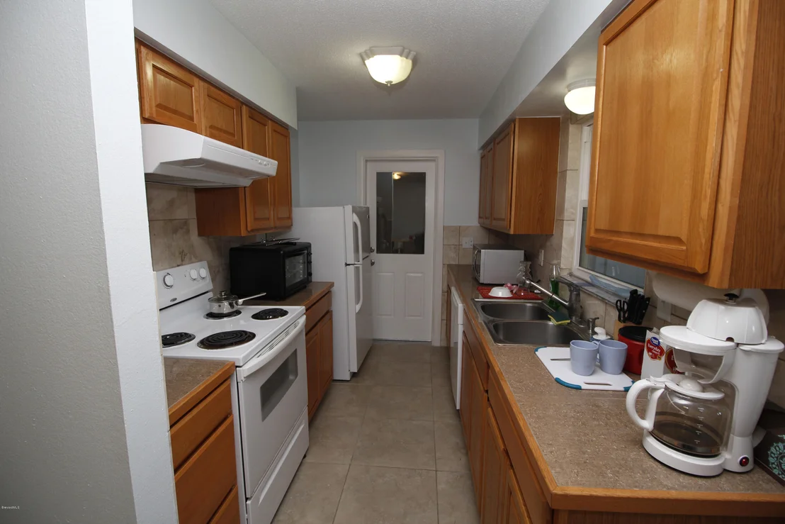Photo of 1006 Cable Lane NE