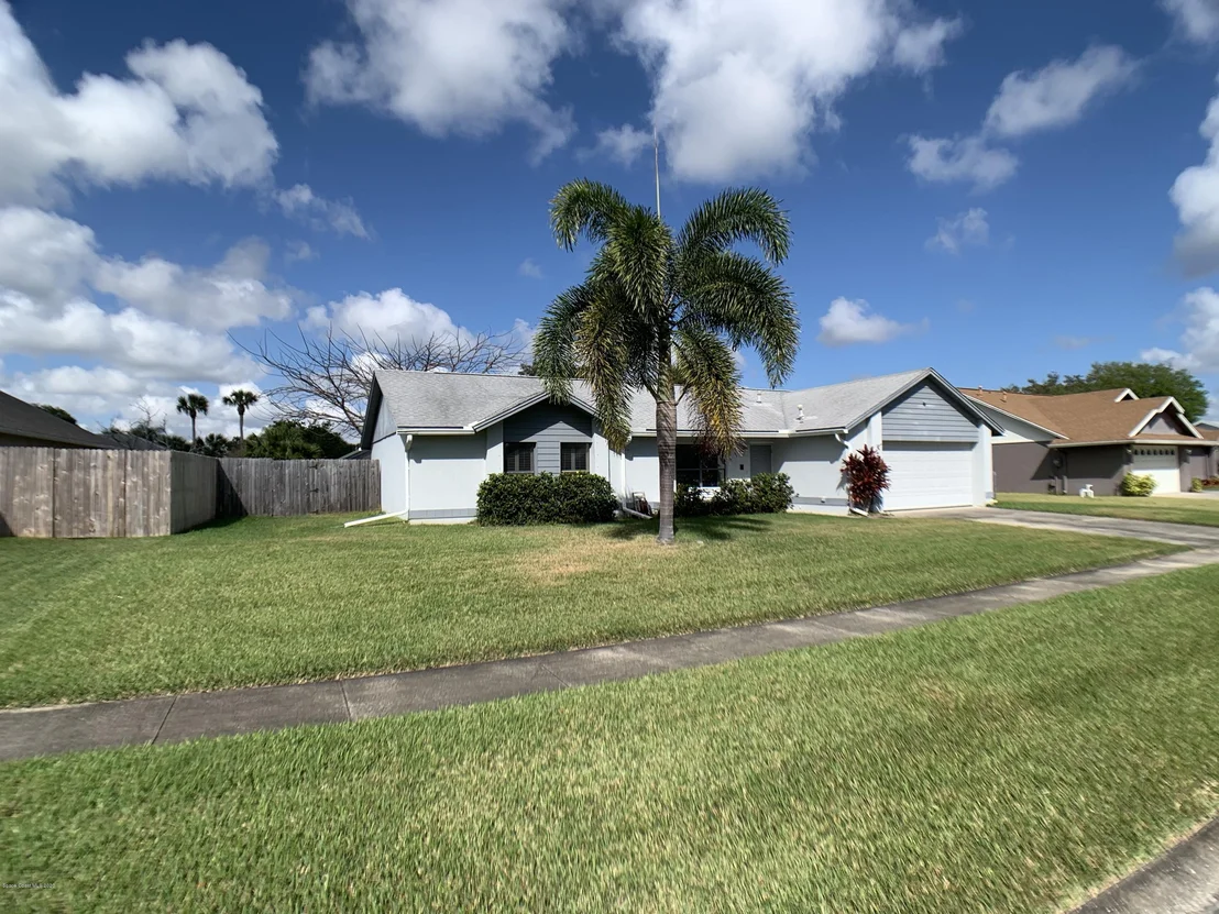 Photo of 2682 Nobility Avenue