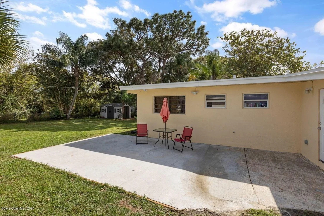 Photo of 817 Glenmore Circle