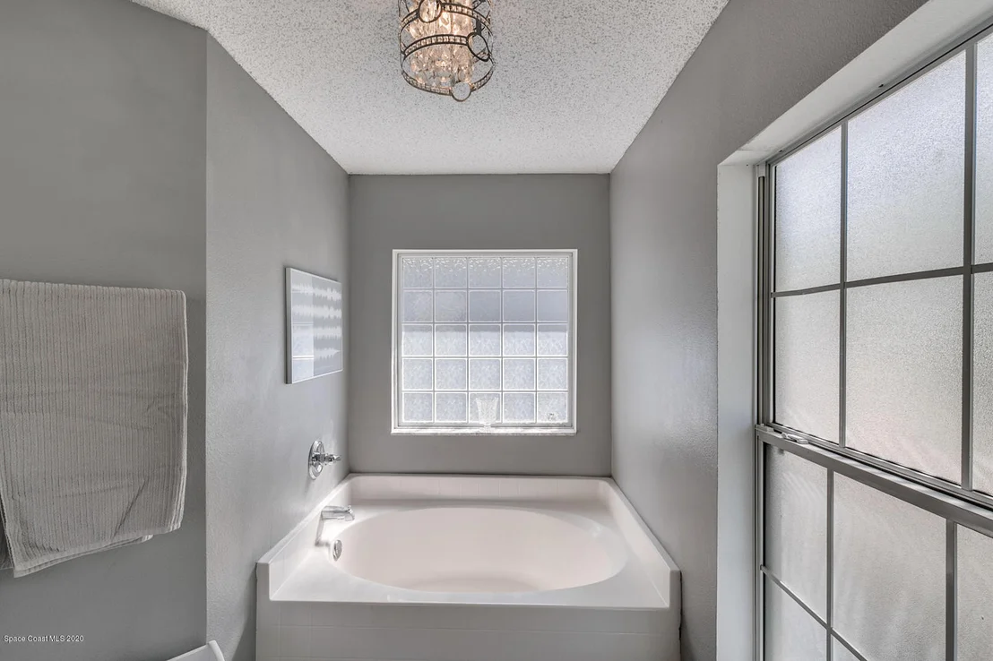 Photo of 2331 Bridgeport Circle
