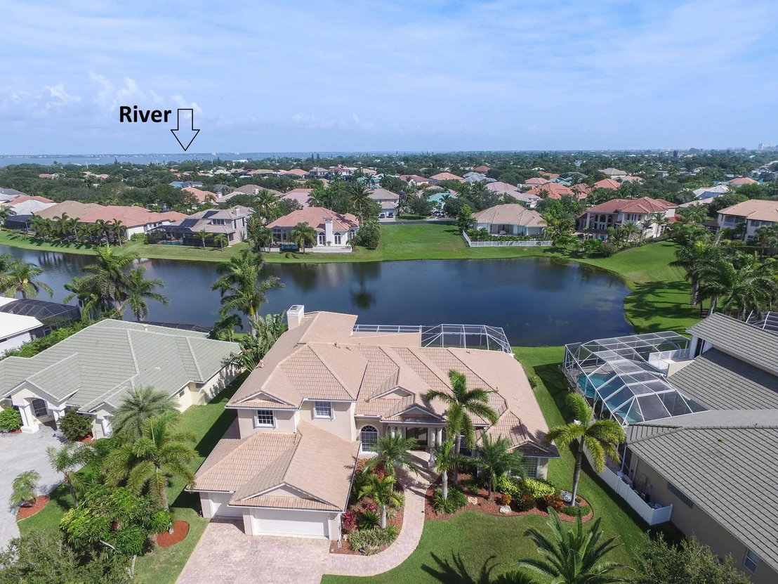 Photo of 282 Flanders Drive