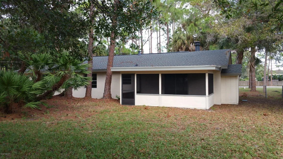 Photo of 8615 Sheridan Road