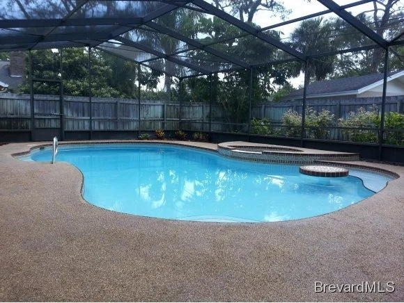 Photo of 1026 NE Pineapple