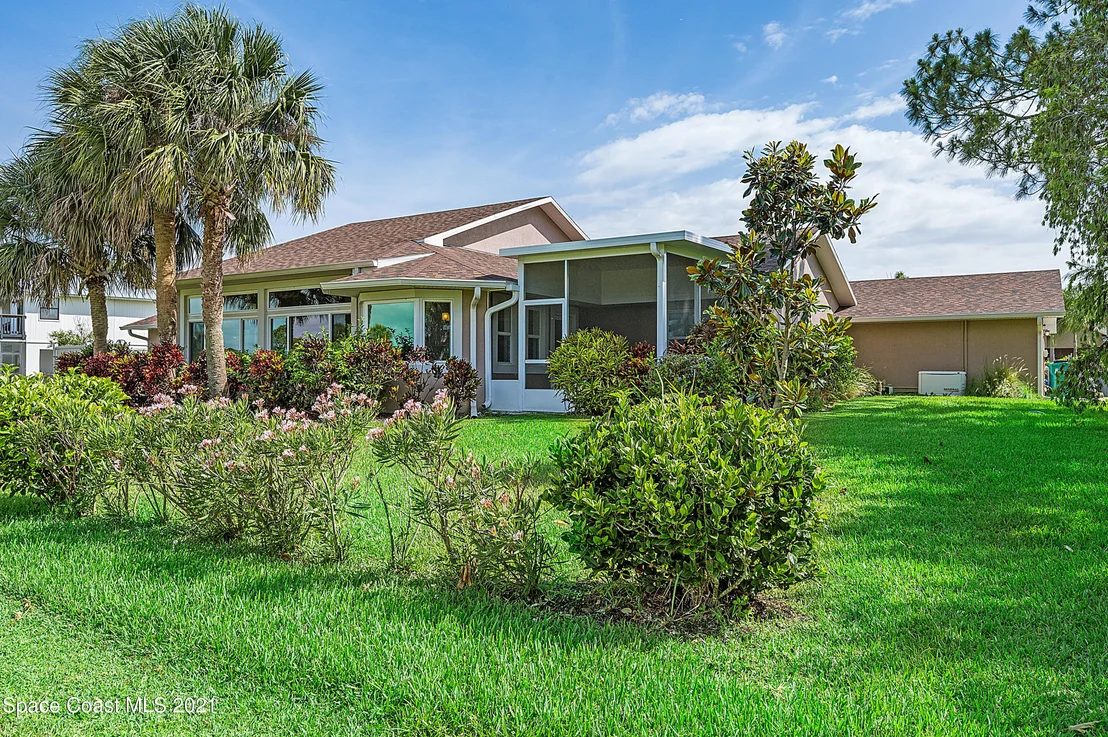 Photo of 530 Whispering Pines Circle