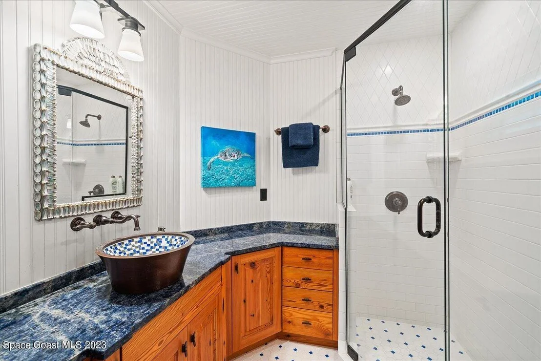 Photo of 1115 Hyde Park Lane