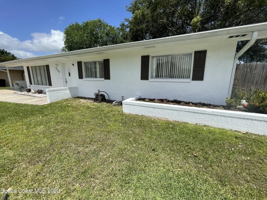 Photo of 900 Beaverdale Lane