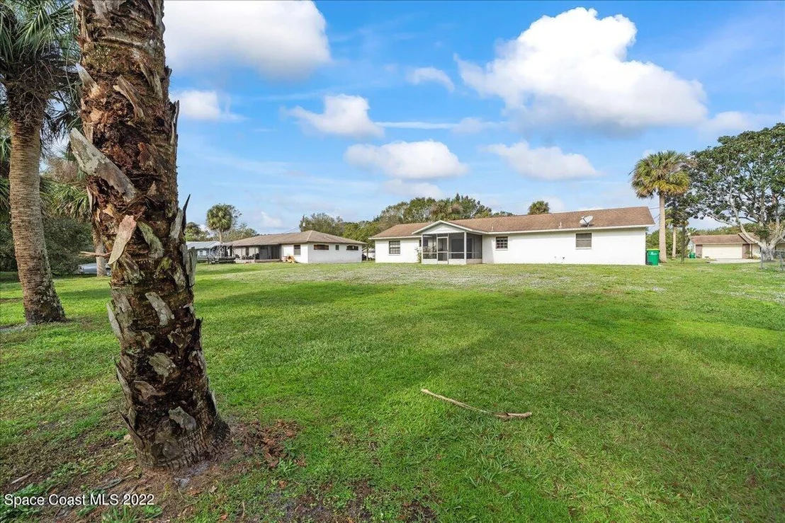 Photo of 5055 Bradbie Lane