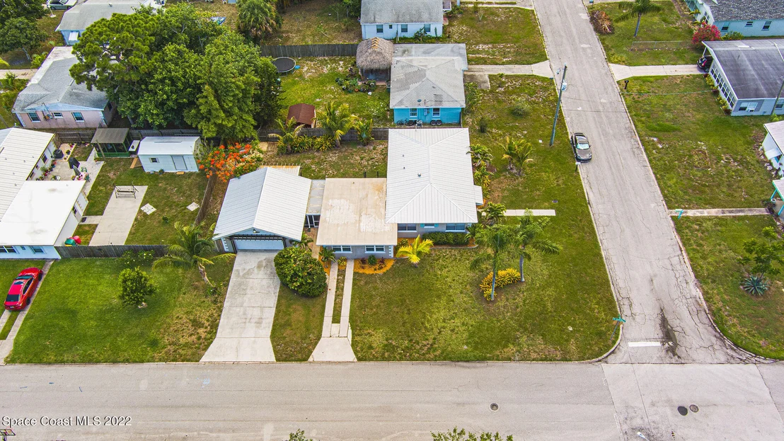 Photo of 323 Tulip Lane
