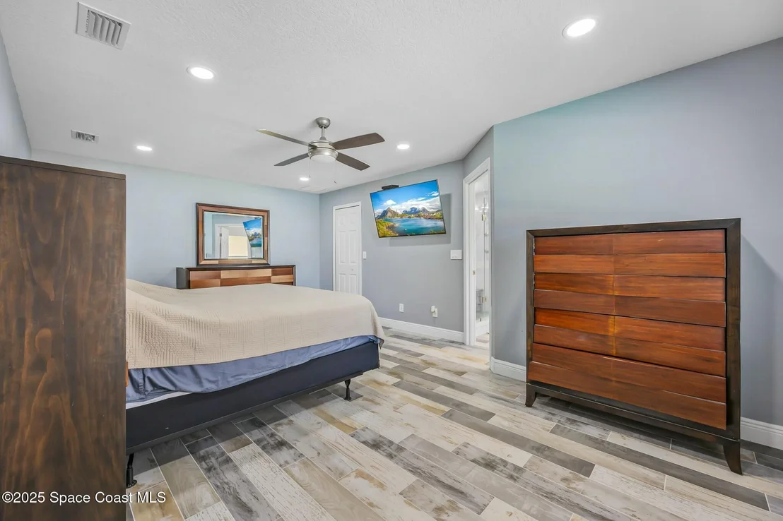 Photo of 2030 Belmont Way