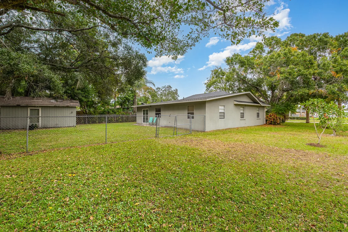 Photo of 1908 Glendon Drive