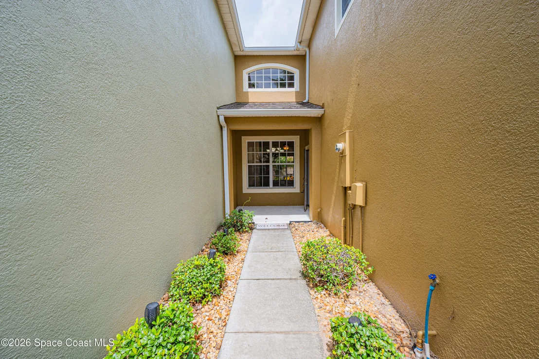 Photo of Unit 2 at 3641 Titanic Circle