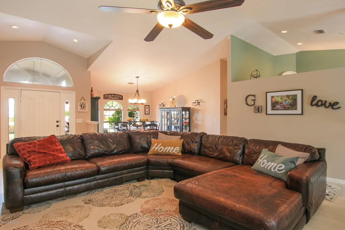 Photo of 971 Somerset Lane