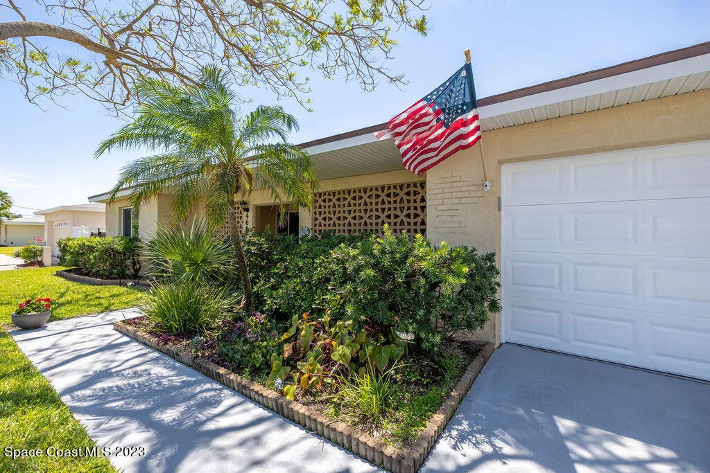 Photo of 466 Sandpiper Drive