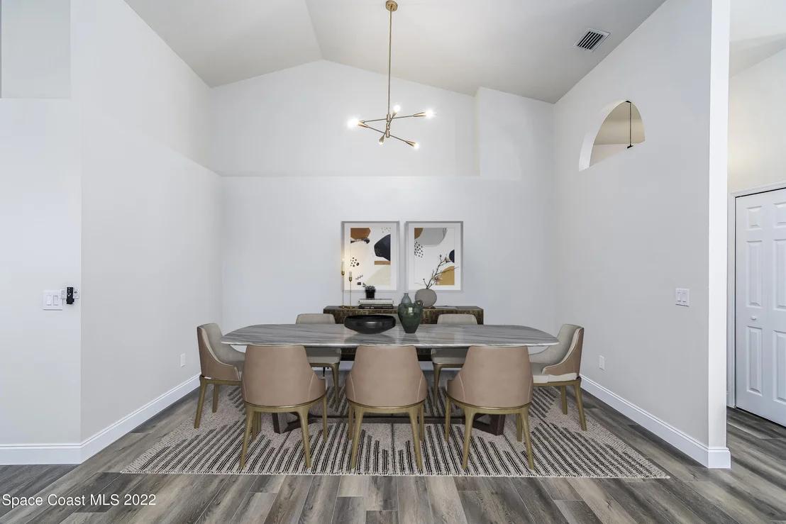 Photo of 480 Prestwick Court