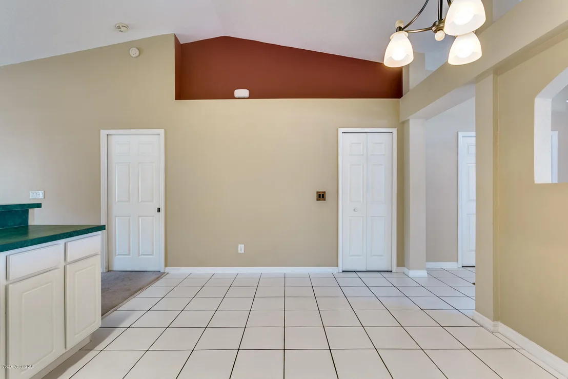 Photo of 1121 Juno Place