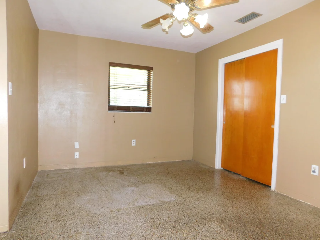 Photo of 729 Teak Drive
