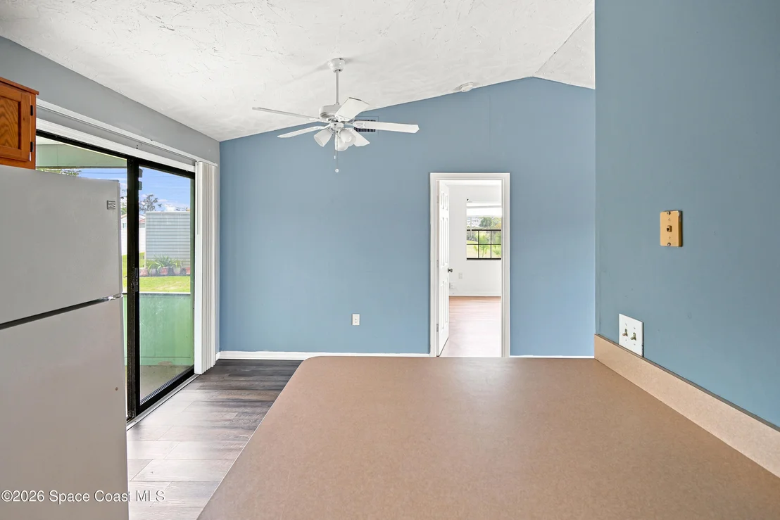 Photo of 2425 Cogan Drive SE