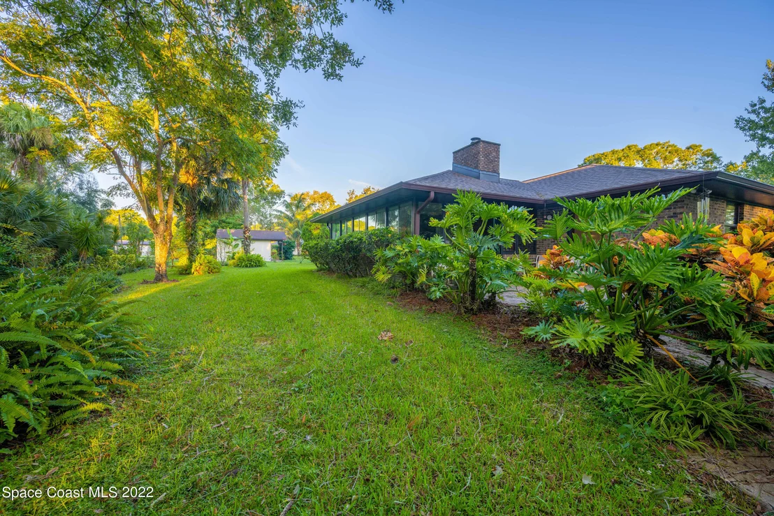 Photo of 6691 Towhee Drive