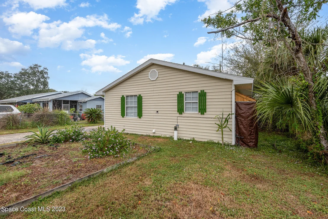 Photo of 142 Homburg Place