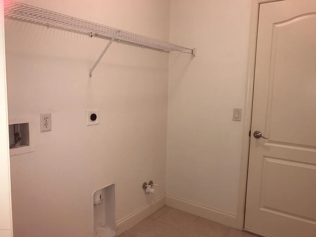 Photo of 302 Waterside Circle
