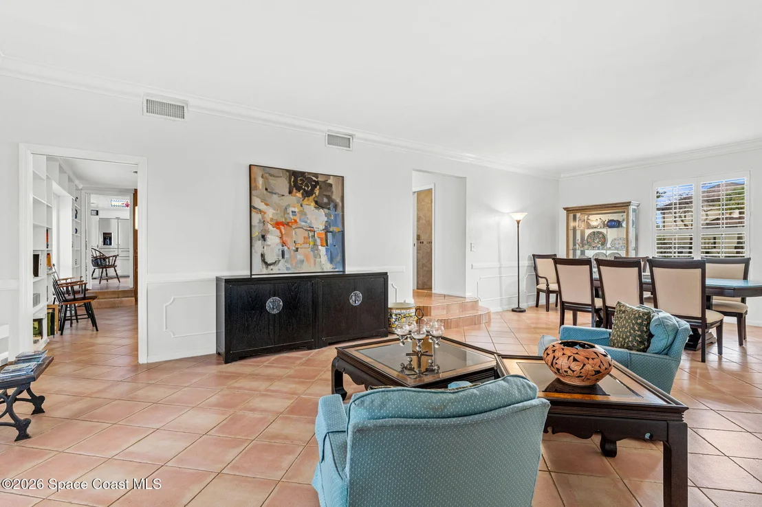 Photo of 1790 Bayshore Drive