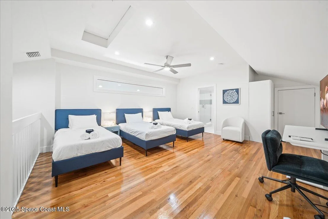 Photo of 182 Bayshore Drive