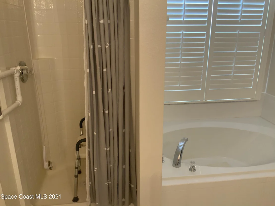 Photo of 3755 Thayer Lane