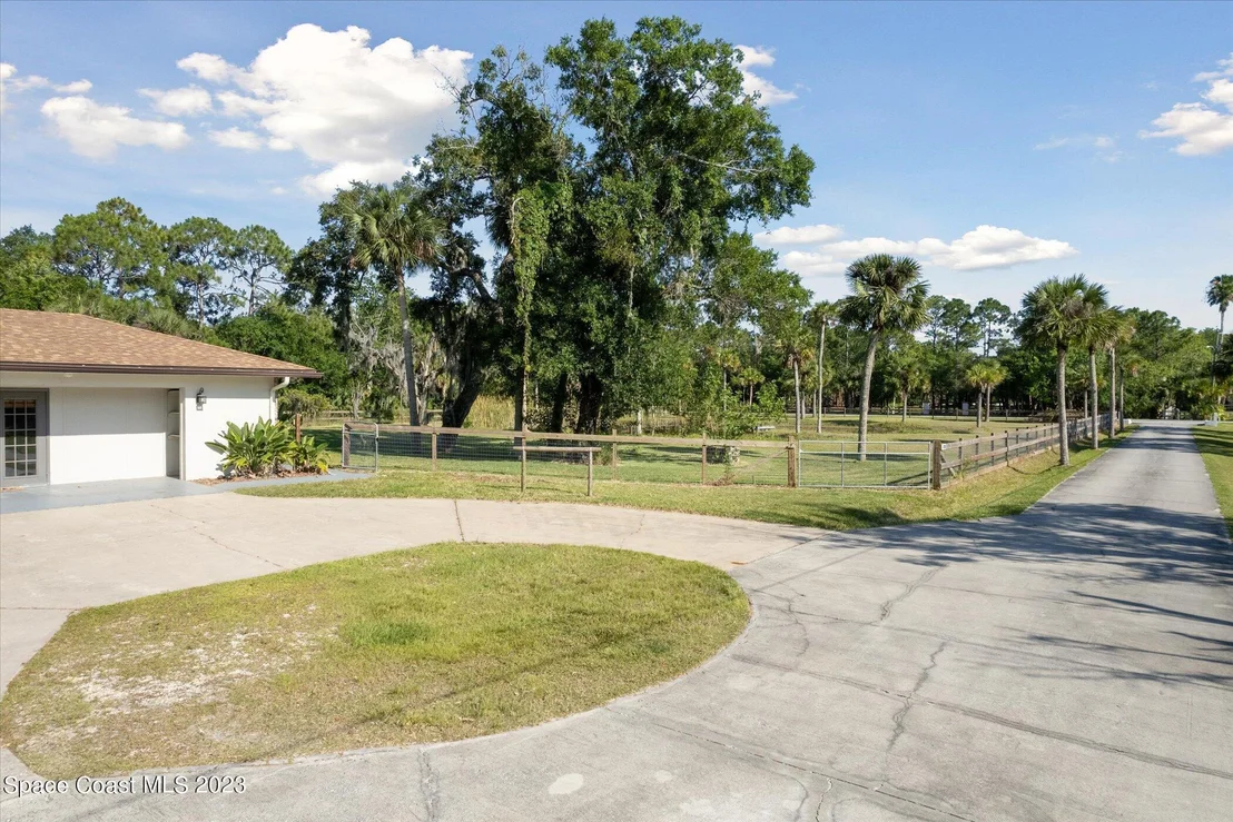 Photo of 4300 Deerwood Trail