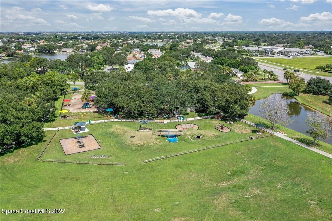 Photo of 1936 Fabien Circle