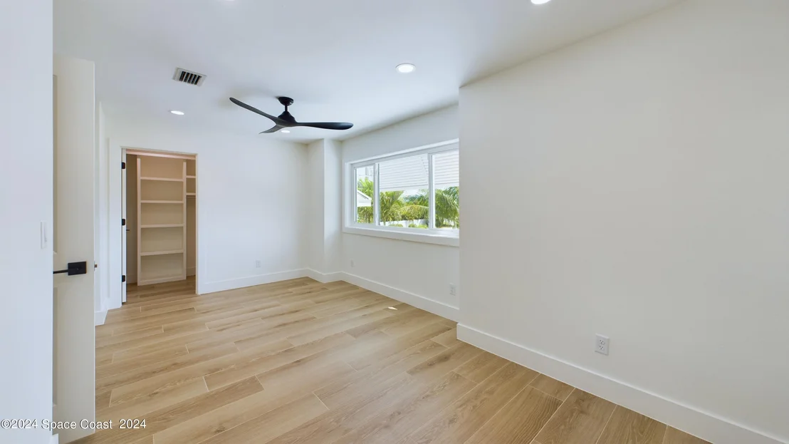 Photo of 396 Riverview Lane