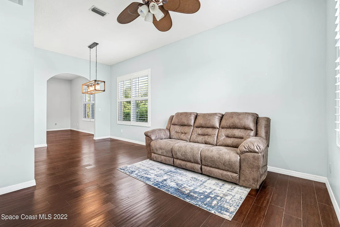 Photo of 7031 Hammock Trace Drive