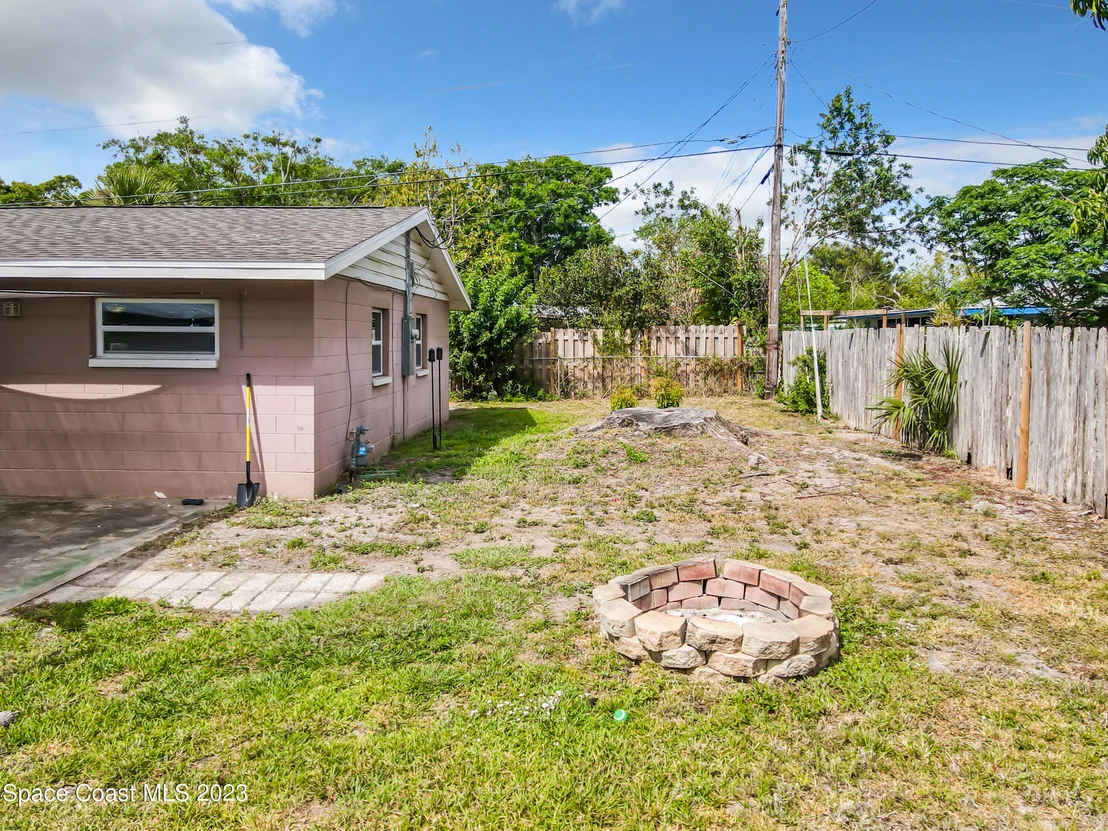 Photo of 2900 Cooper Drive