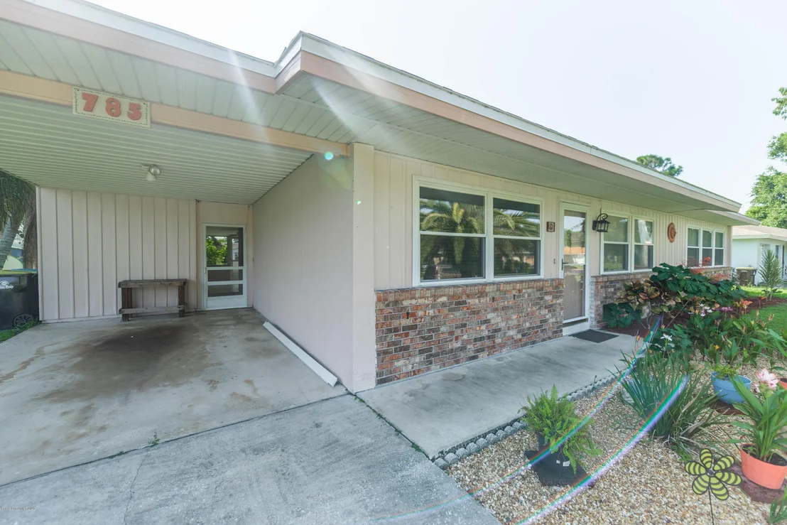 Photo of 785 Aragon Avenue NE