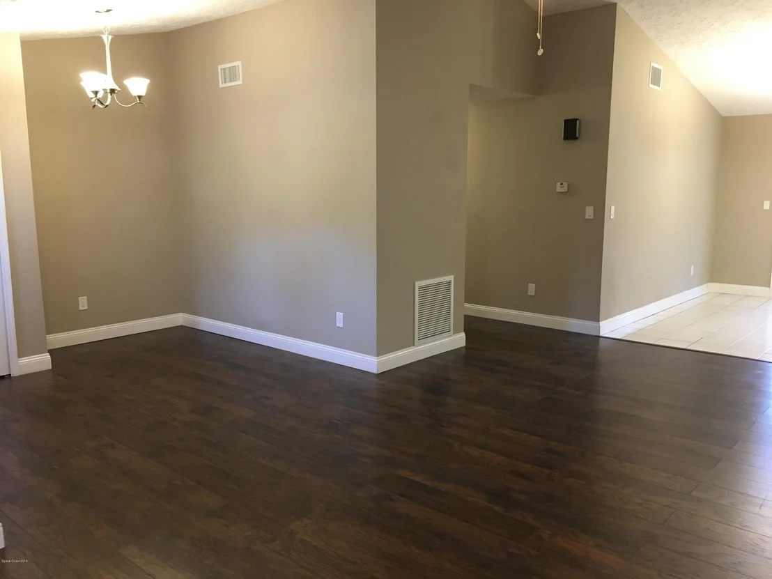 Photo of 6166 Corning Road