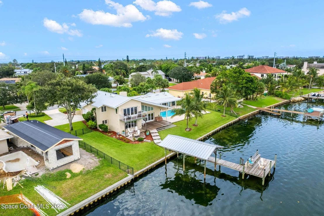 Photo of 751 Malibu Lane