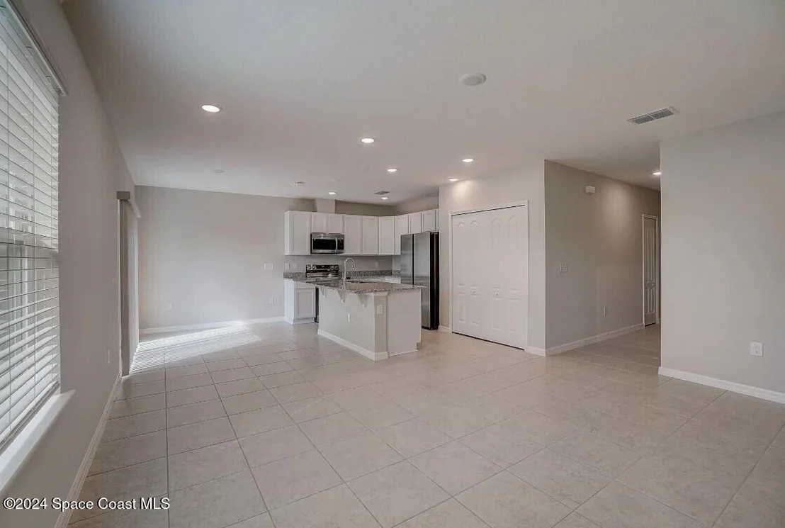 Photo of 1749 Palm Road
